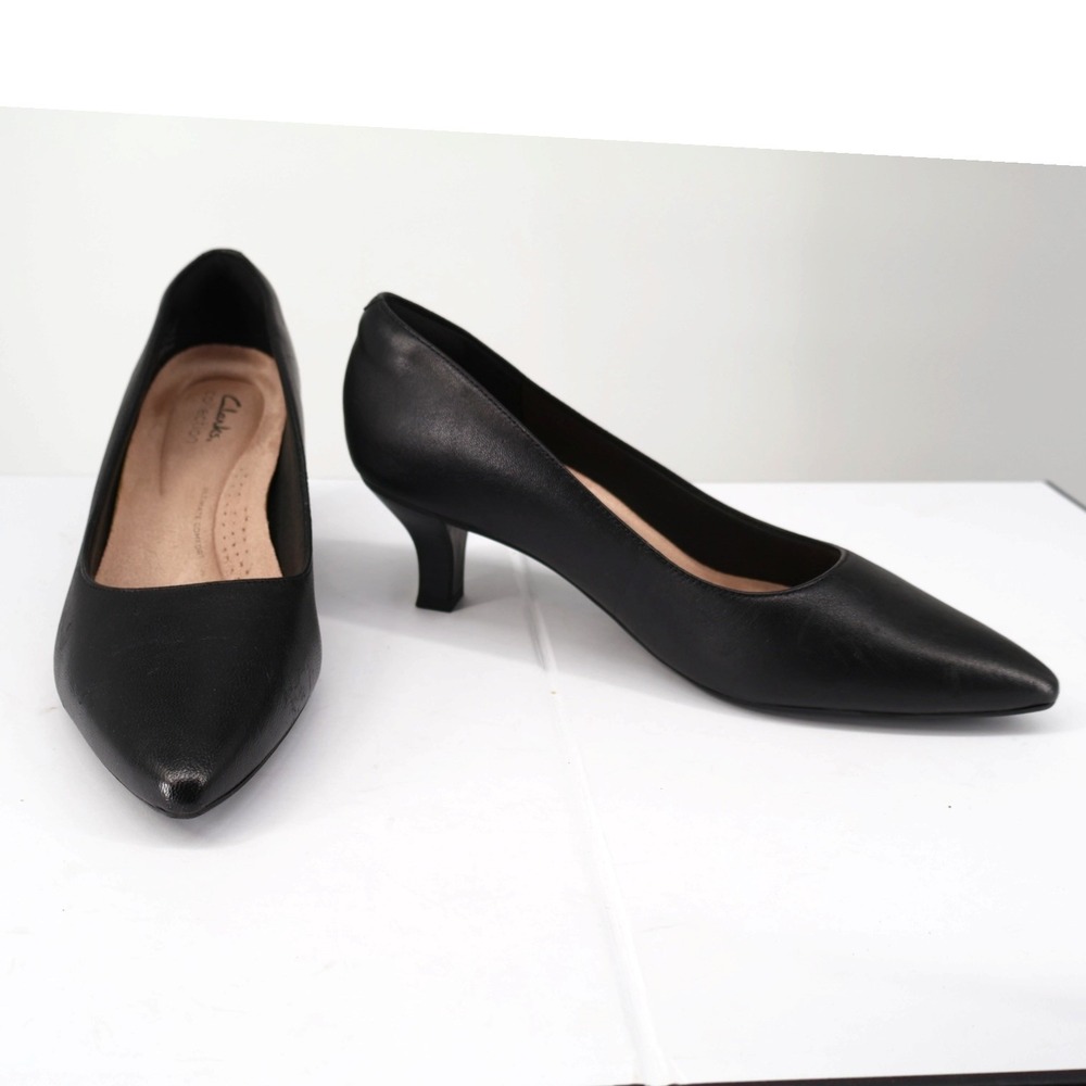 Clarks Ellanie Hope Black Leather Pointed Toe‎ Low Heel Pump NIB 9M Slip On